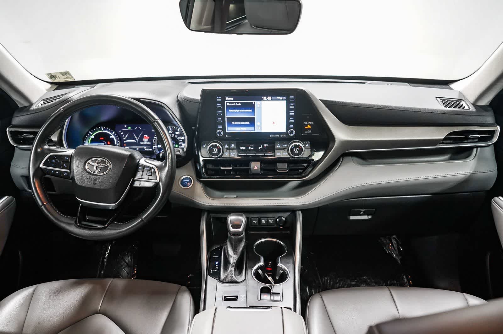 Toyota Highlander Hybrid XLE 2021
