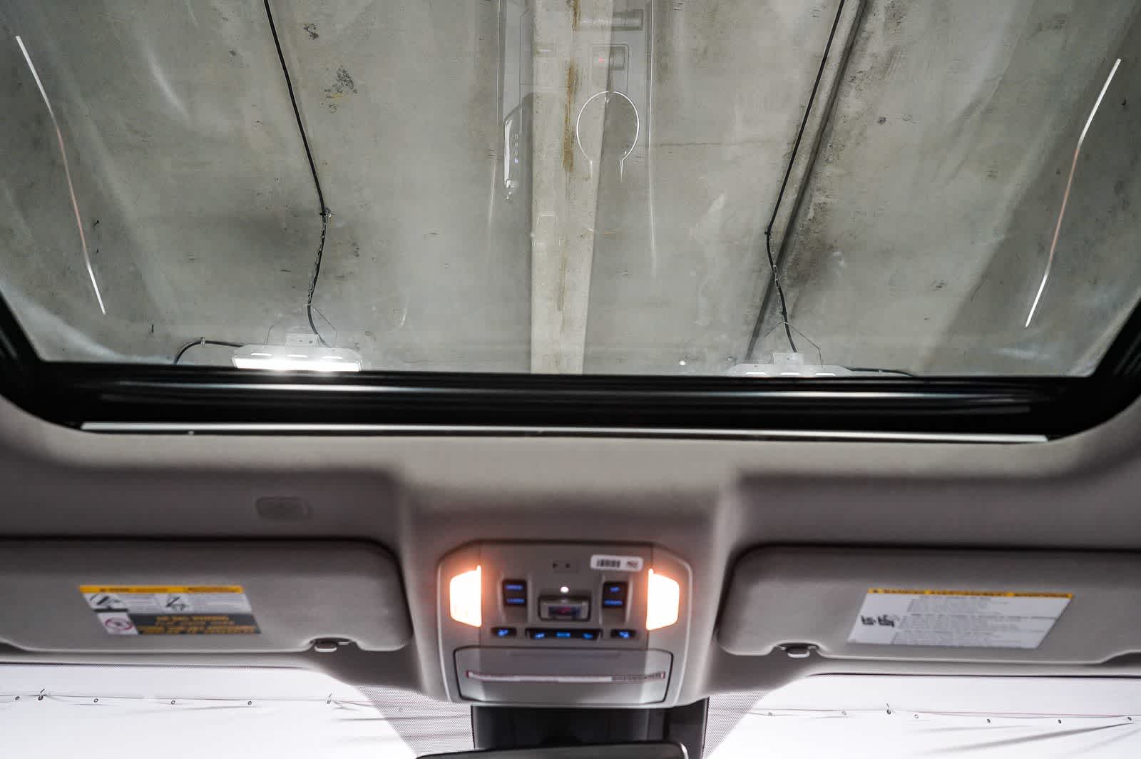 Toyota Highlander Hybrid XLE 2021