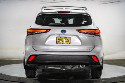 Toyota Highlander Hybrid XLE 2022