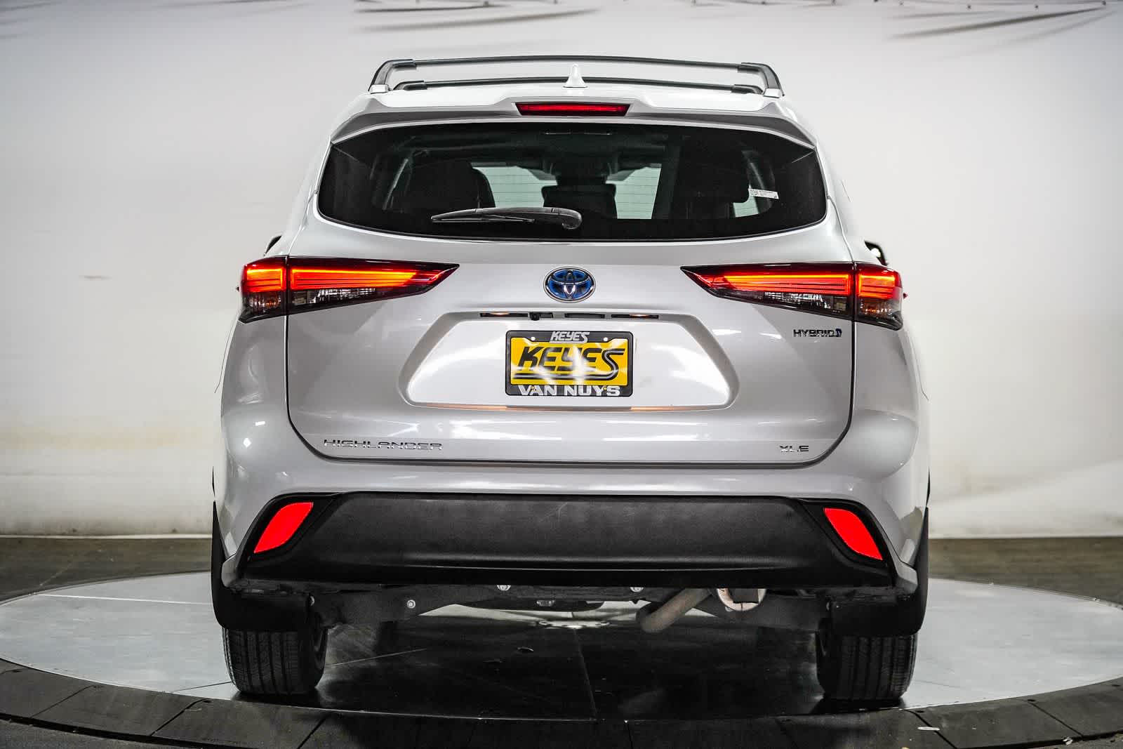 Toyota Highlander Hybrid XLE 2022