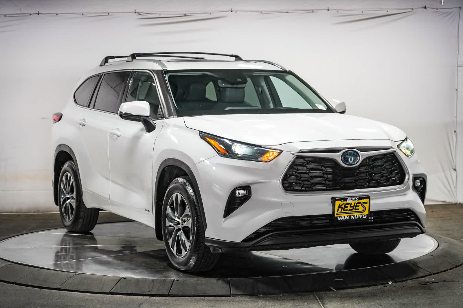 Toyota Highlander Hybrid XLE 2022