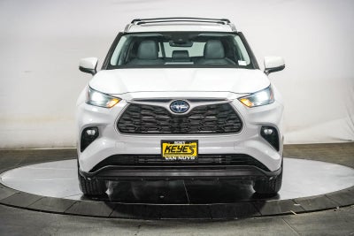 Toyota Highlander Hybrid XLE 2022