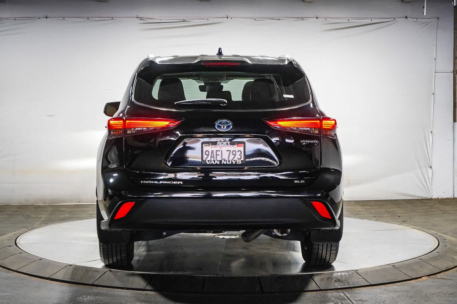 Toyota Highlander Hybrid XLE 2022