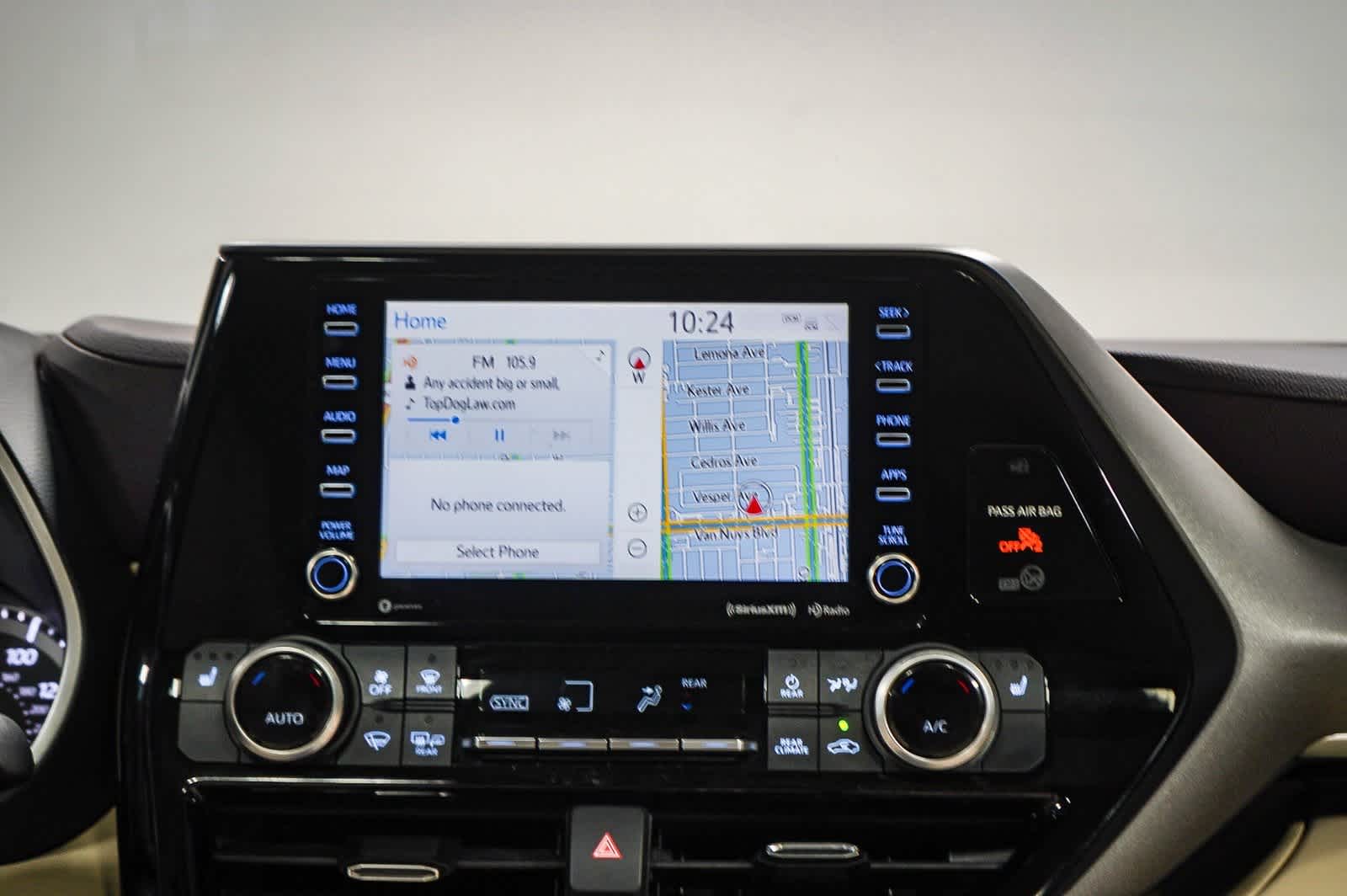 Toyota Highlander Hybrid XLE 2022