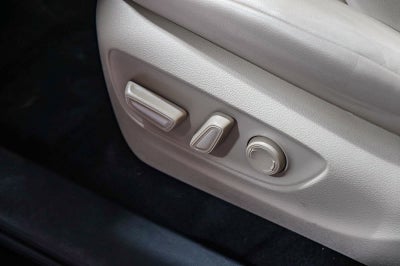 Toyota Highlander Hybrid XLE 2022