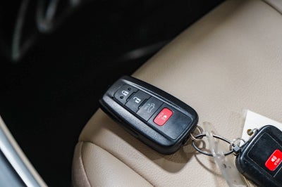 Toyota Highlander Hybrid XLE 2022