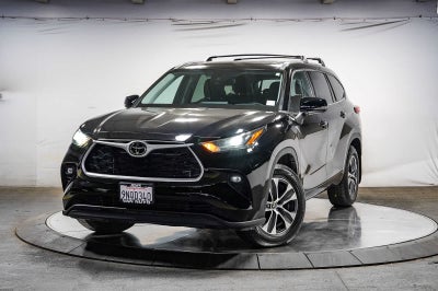Toyota Highlander XLE 2022