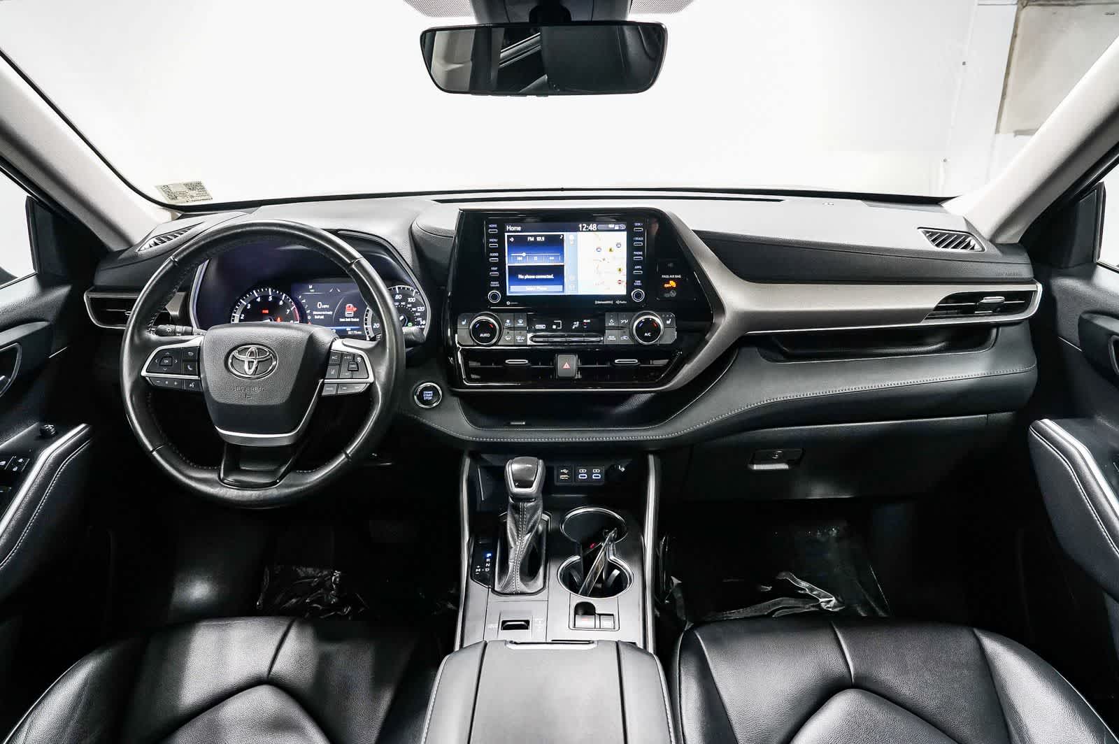 Toyota Highlander XLE 2022