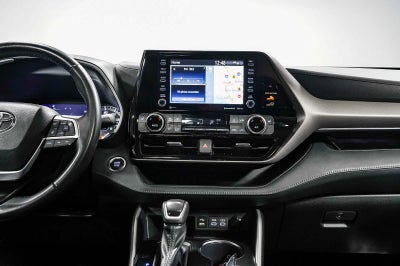 Toyota Highlander XLE 2022