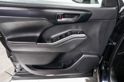 Toyota Highlander XLE 2022