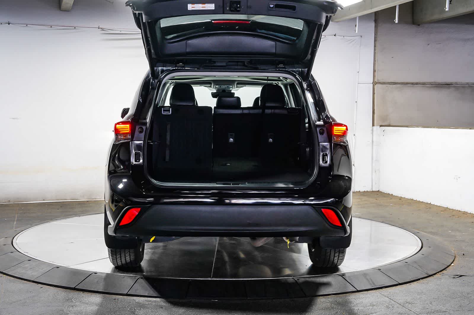 Toyota Highlander XLE 2022