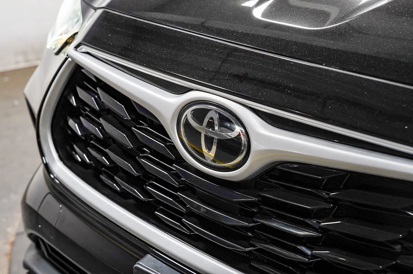 Toyota Highlander XLE 2022