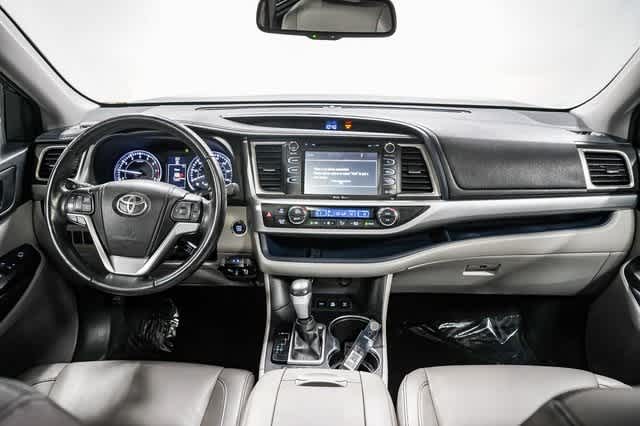 Toyota Highlander XLE 2015