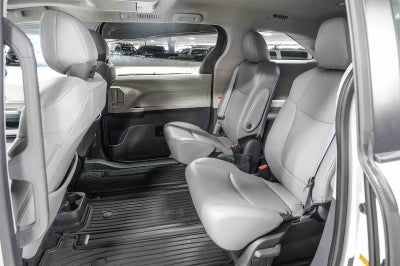Toyota Sienna XLE 2023