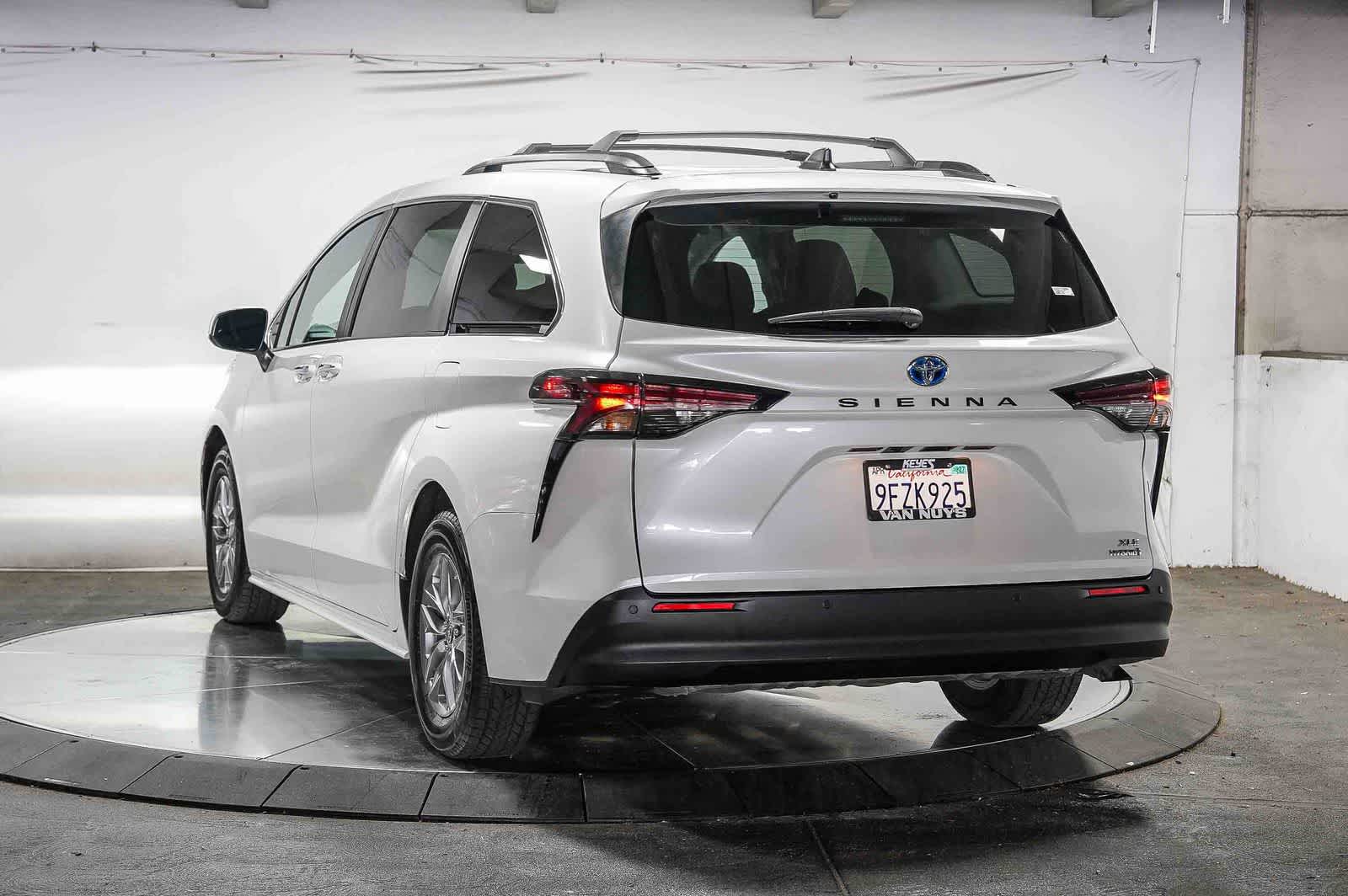 Toyota Sienna XLE 2023