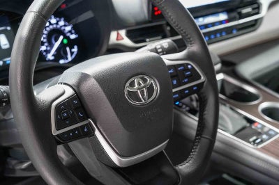 Toyota Sienna XLE 2023