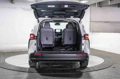 Toyota Sienna XLE 2023