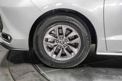 Toyota Sienna XLE 2023