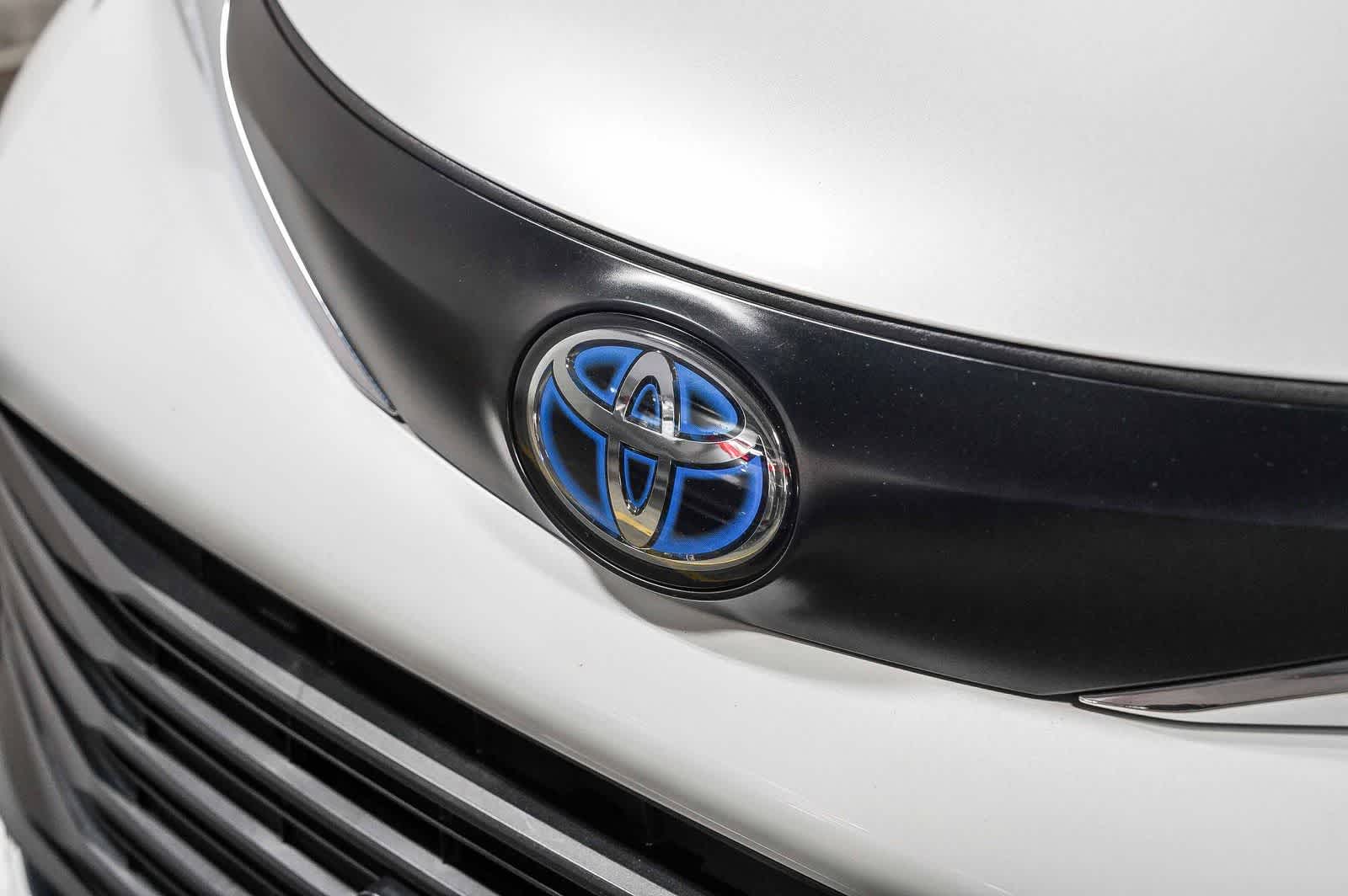 Toyota Sienna XLE 2023