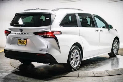 Toyota Sienna XLE 2022