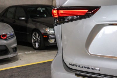 Toyota Highlander XLE 2024