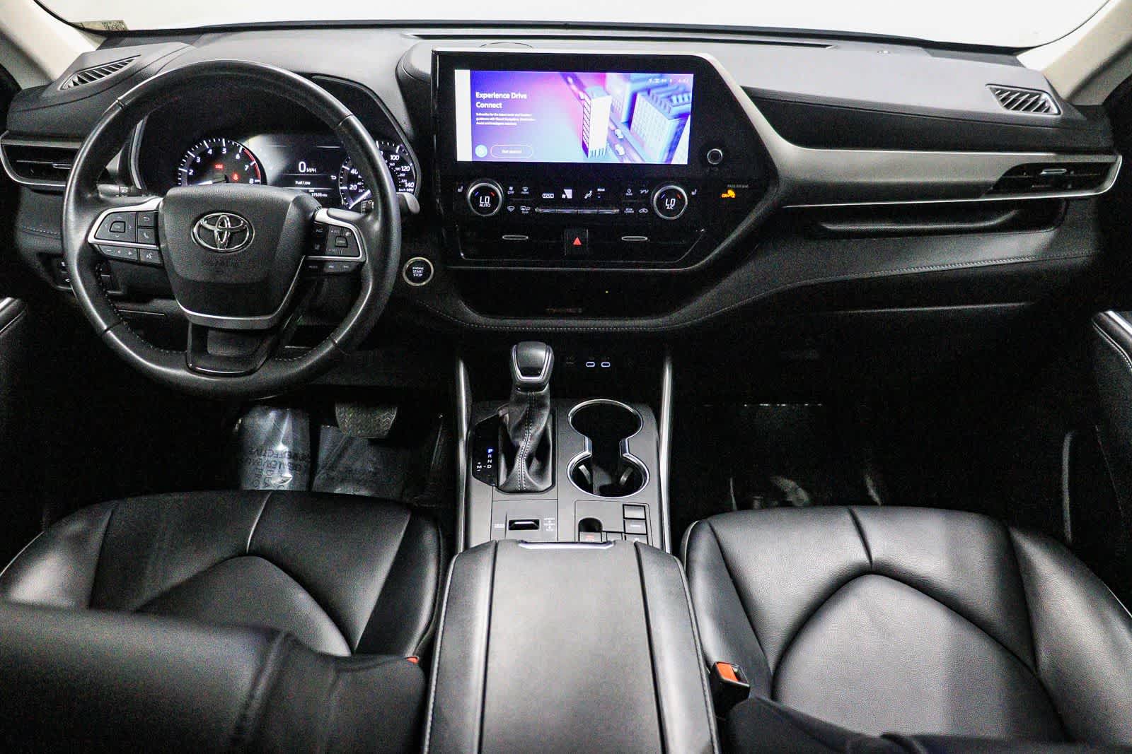 Toyota Highlander XLE 2024