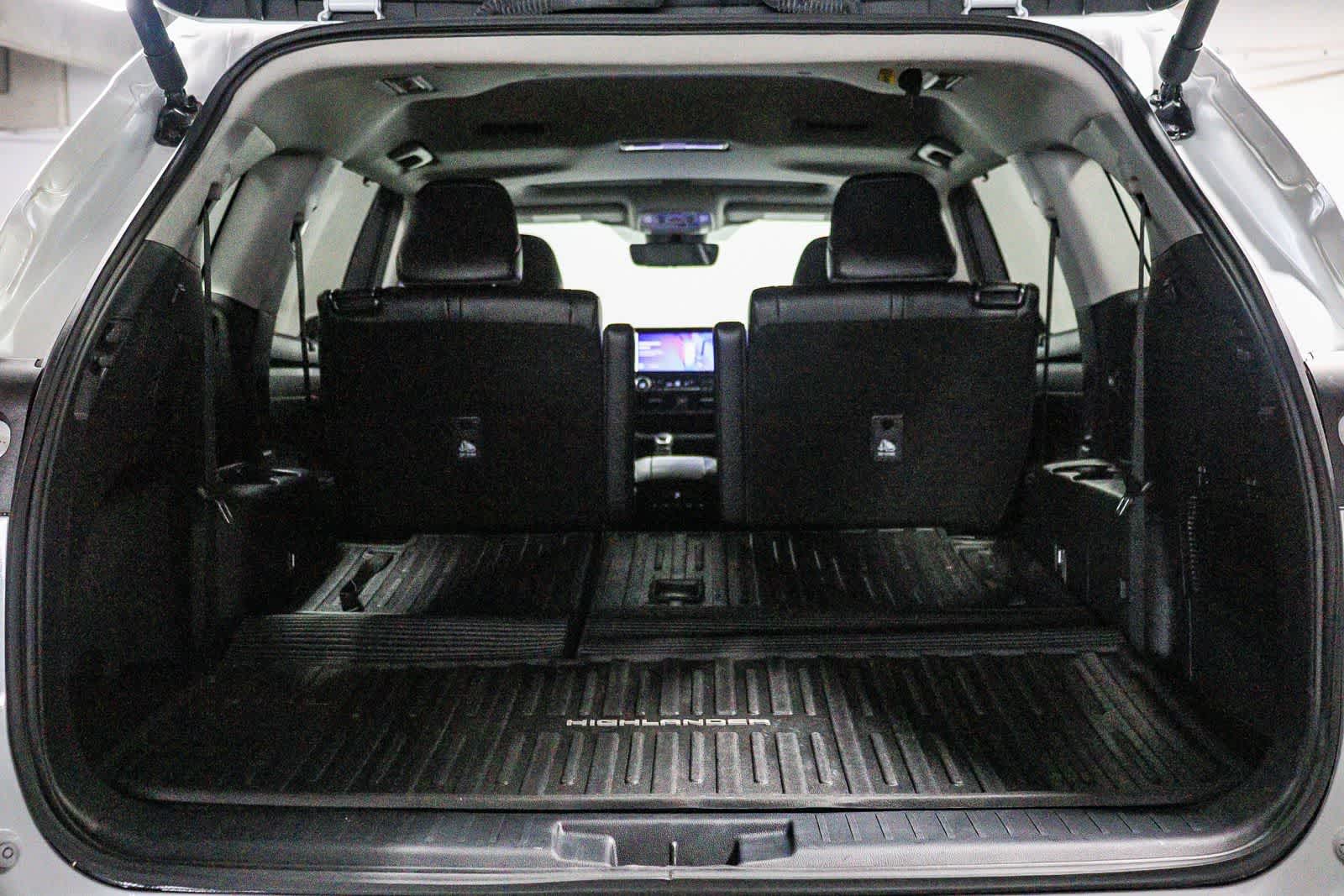 Toyota Highlander XLE 2024