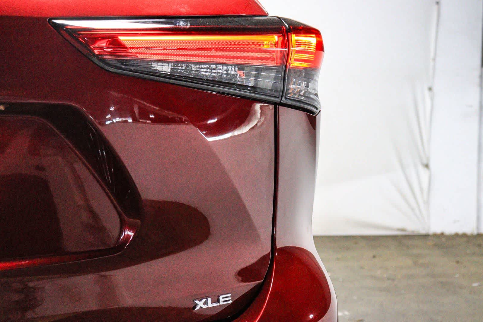 Toyota Highlander XLE 2023