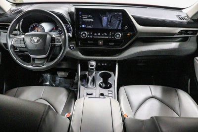 Toyota Highlander XLE 2023