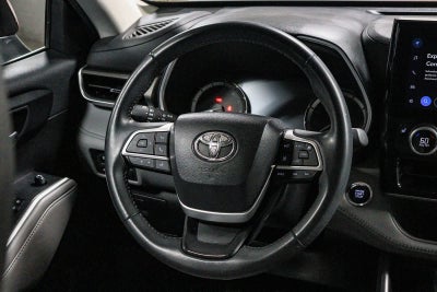 Toyota Highlander XLE 2023
