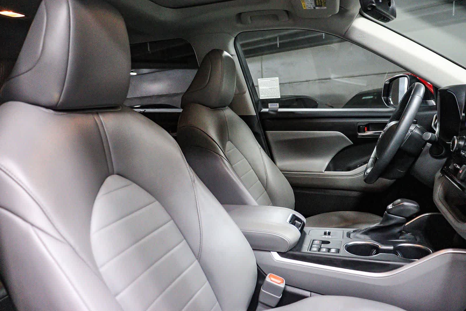 Toyota Highlander XLE 2023