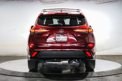 Toyota Highlander XLE 2023