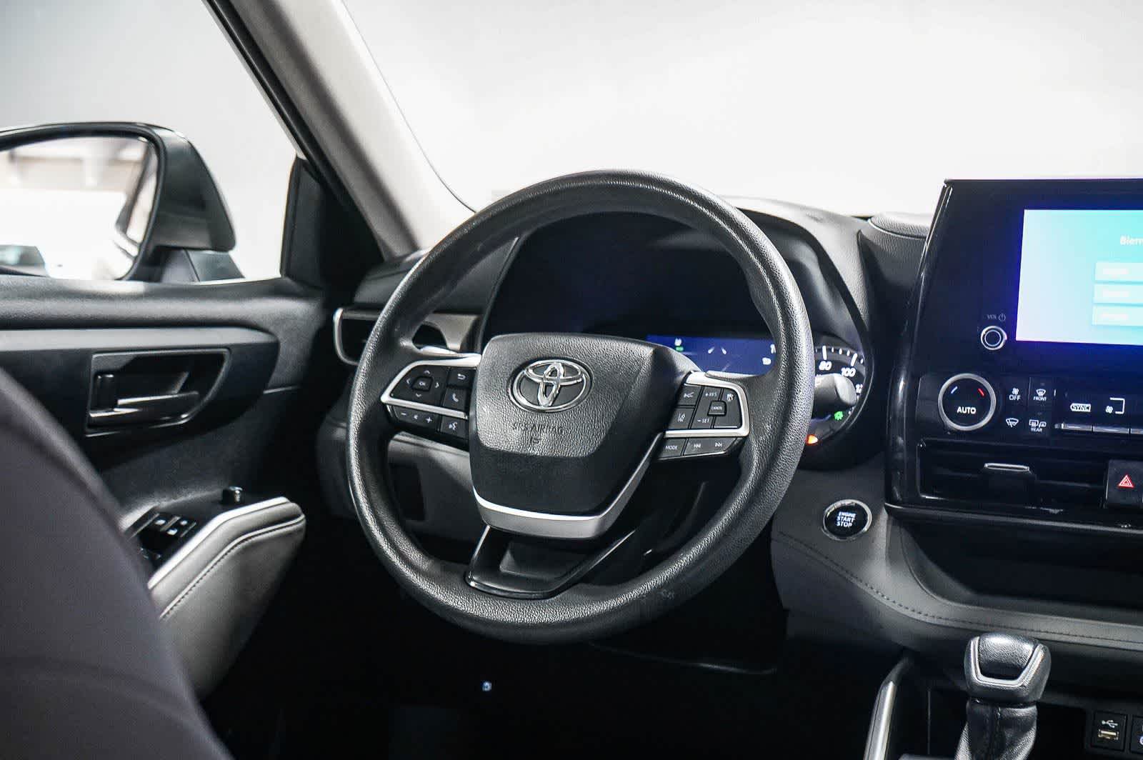 Toyota Highlander L 2023