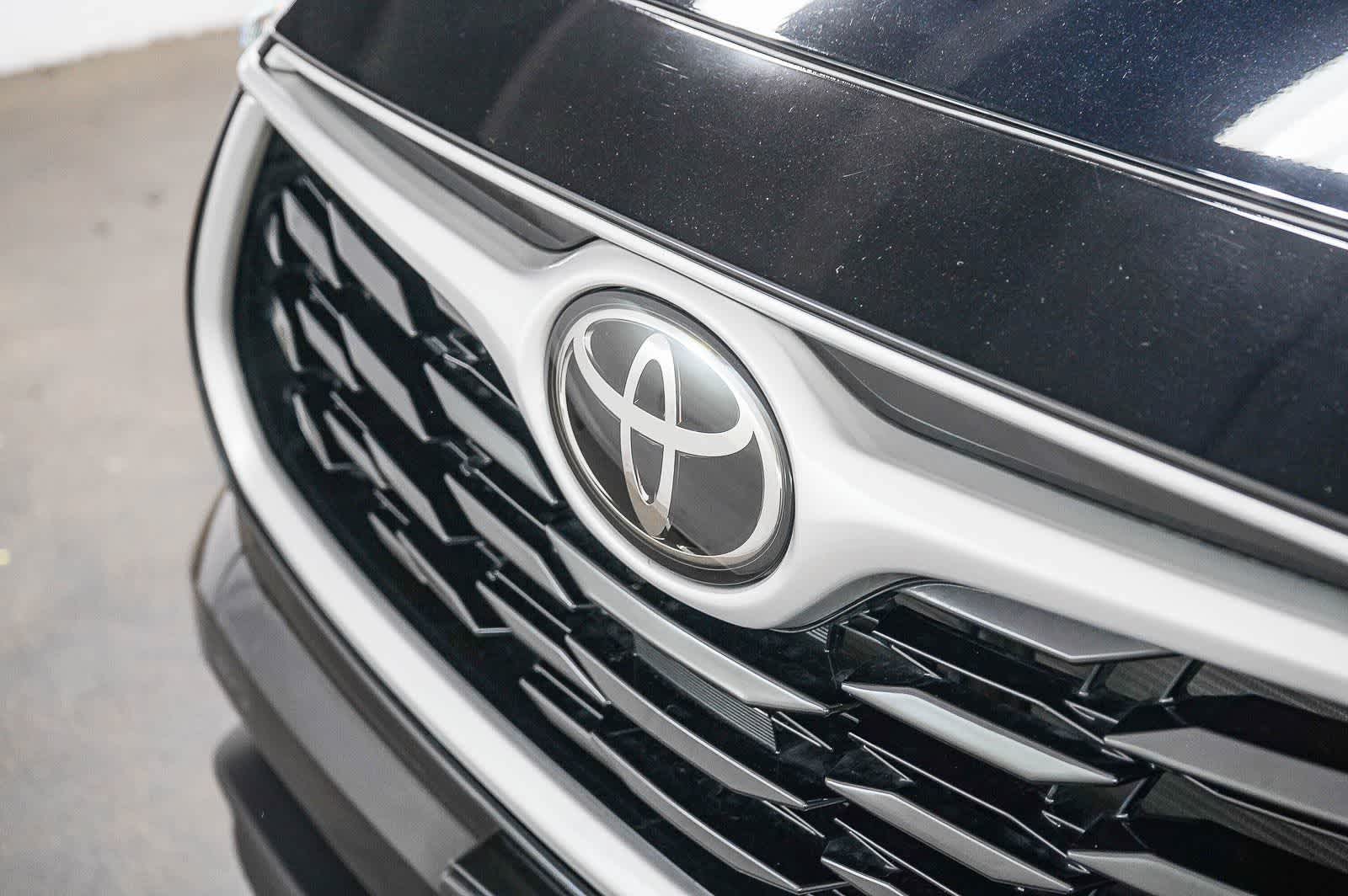 Toyota Highlander L 2023