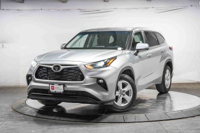Toyota Highlander LE 2025