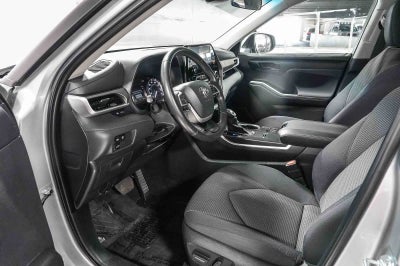 Toyota Highlander LE 2025