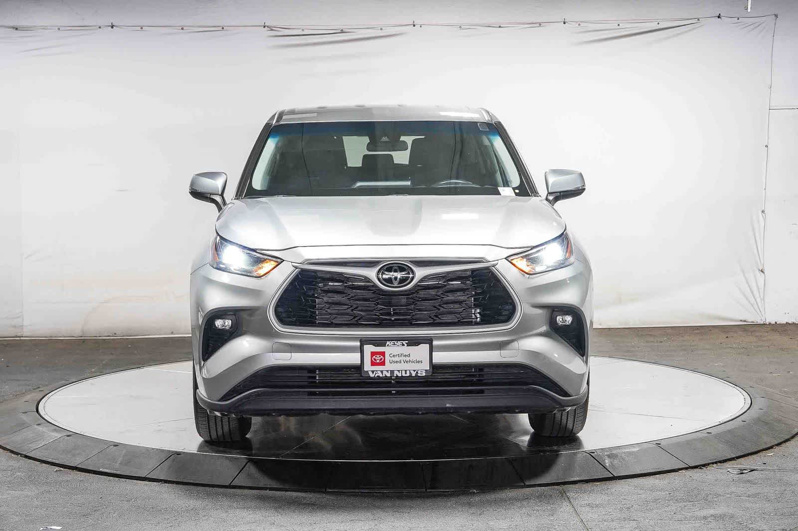 Toyota Highlander LE 2025