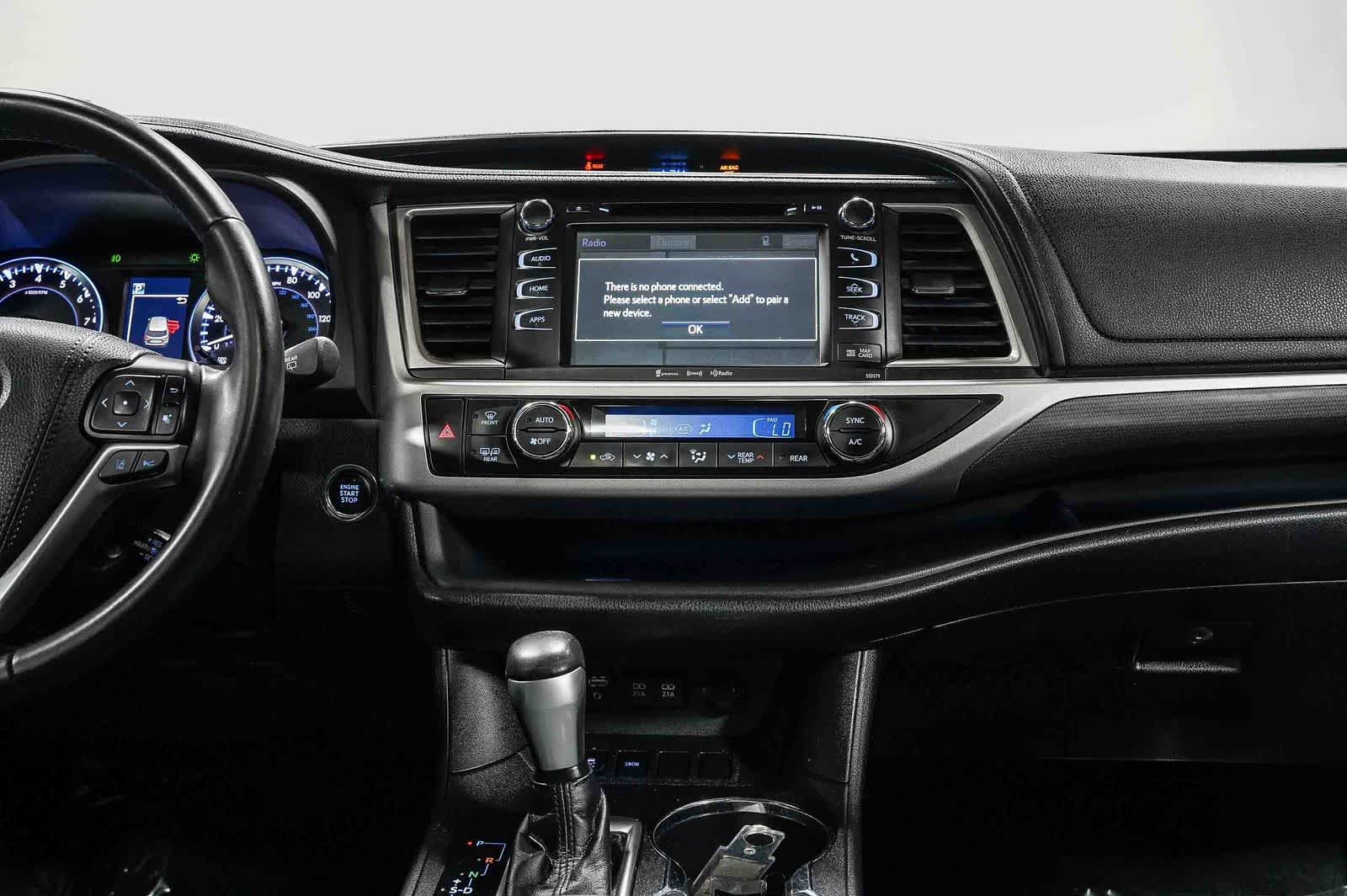Toyota Highlander SE 2018