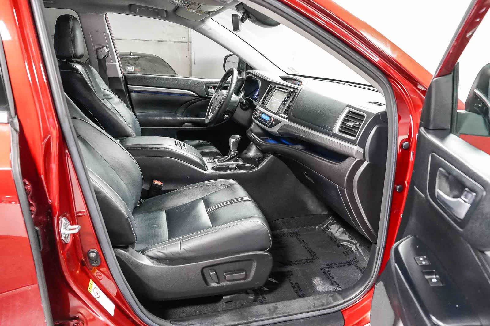 Toyota Highlander SE 2018