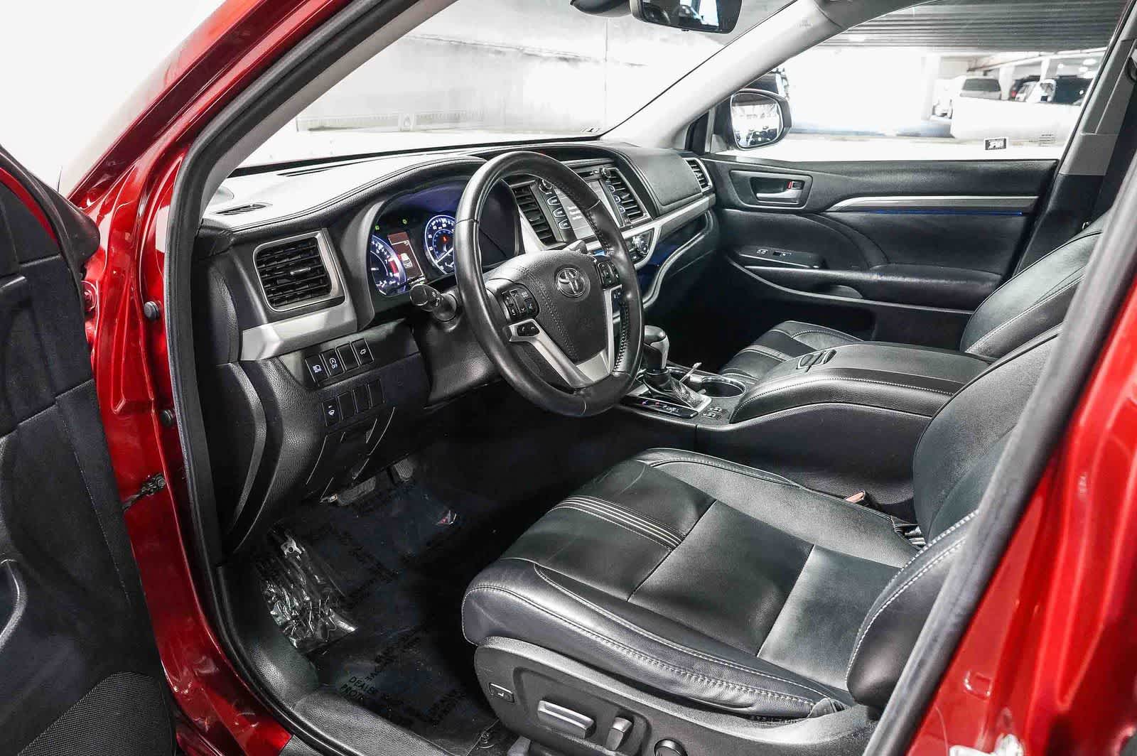 Toyota Highlander SE 2018