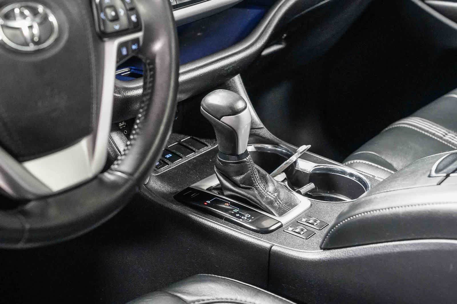 Toyota Highlander SE 2018