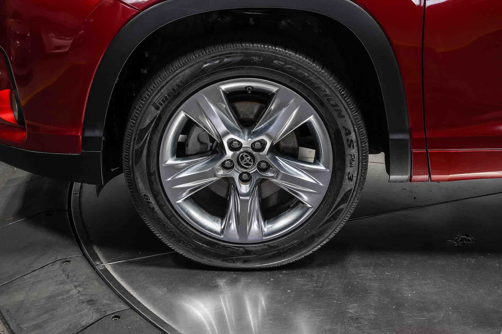 Toyota Highlander SE 2018