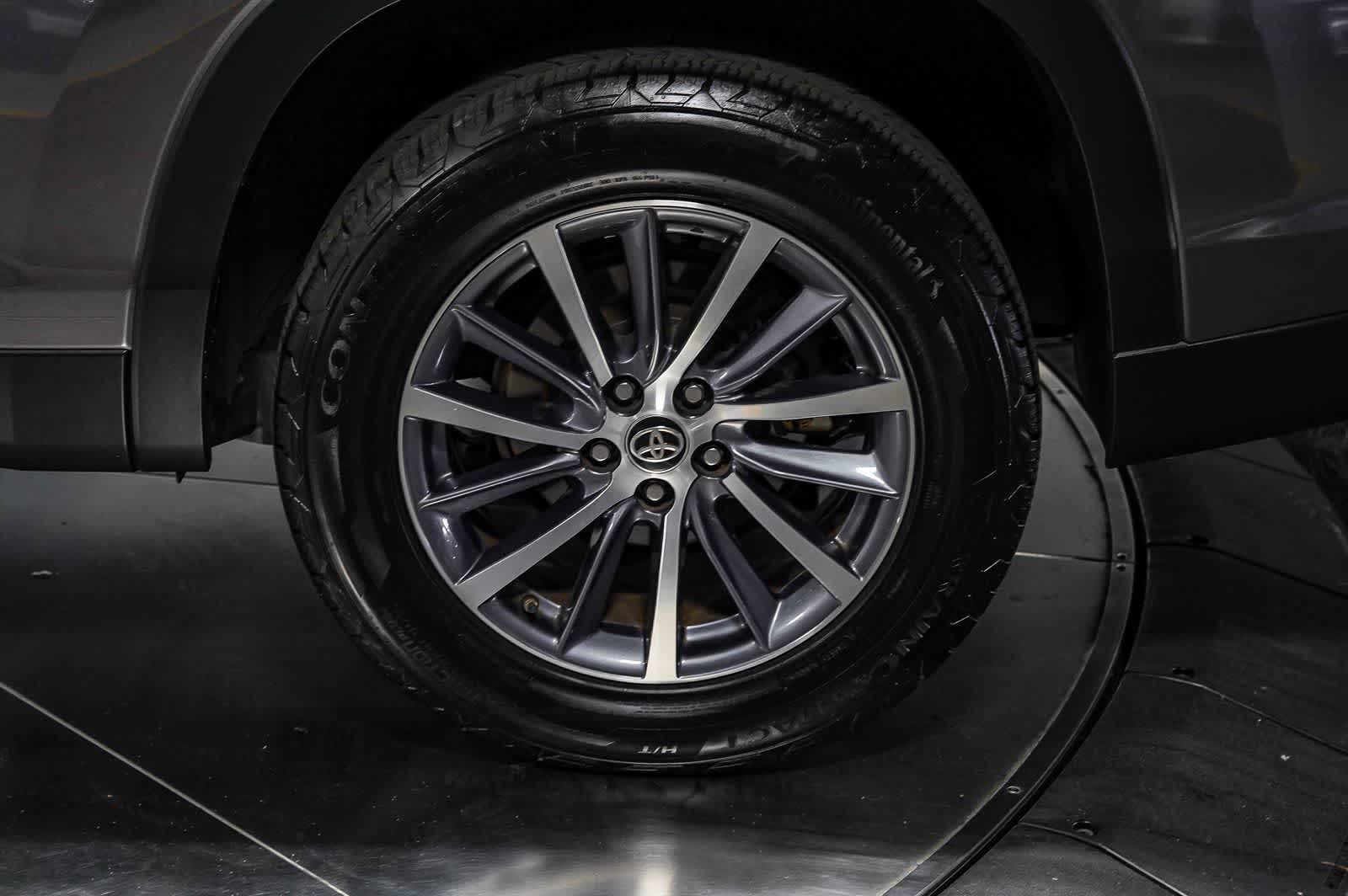 Toyota Highlander XLE 2019