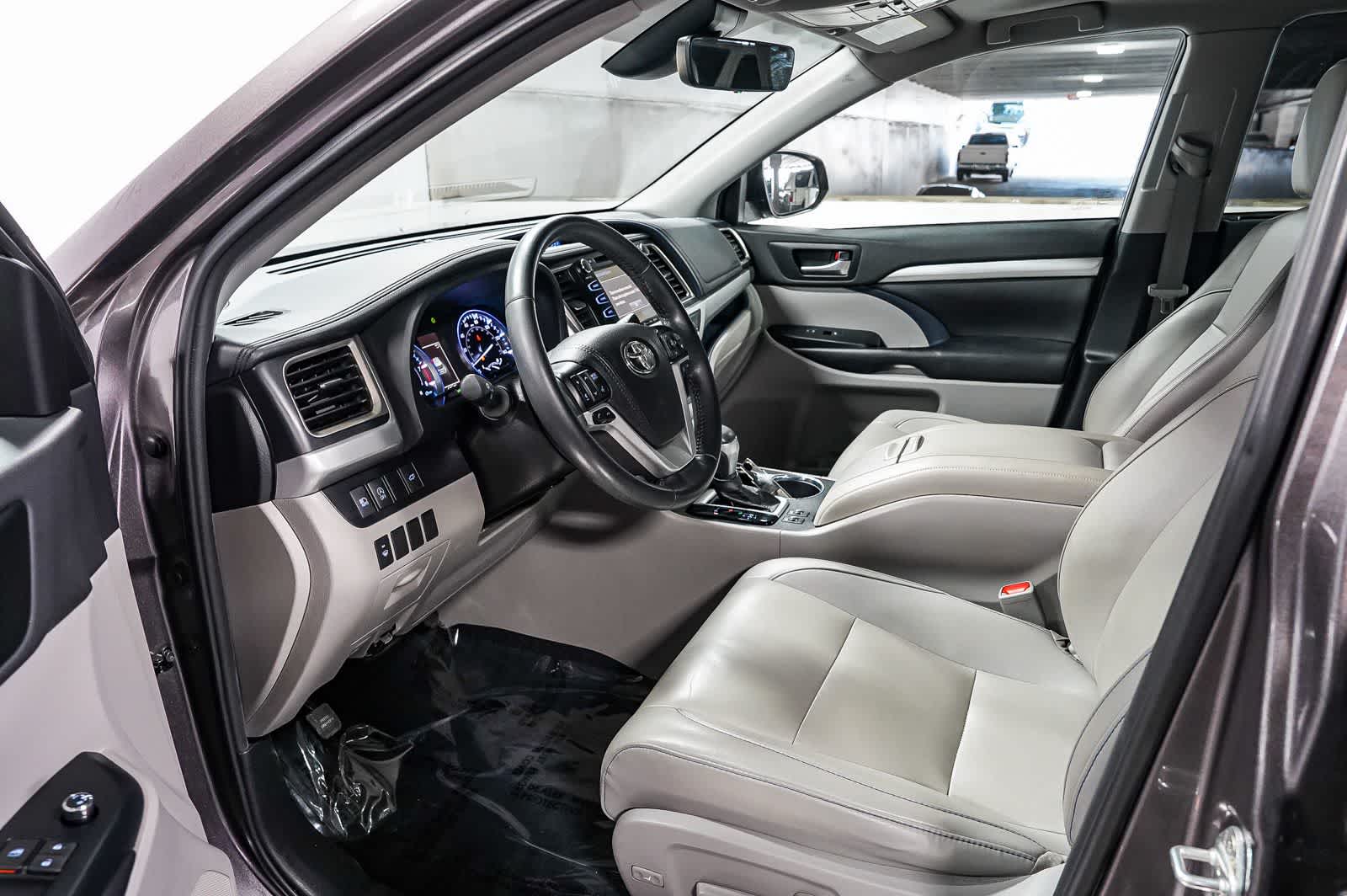 Toyota Highlander XLE 2019