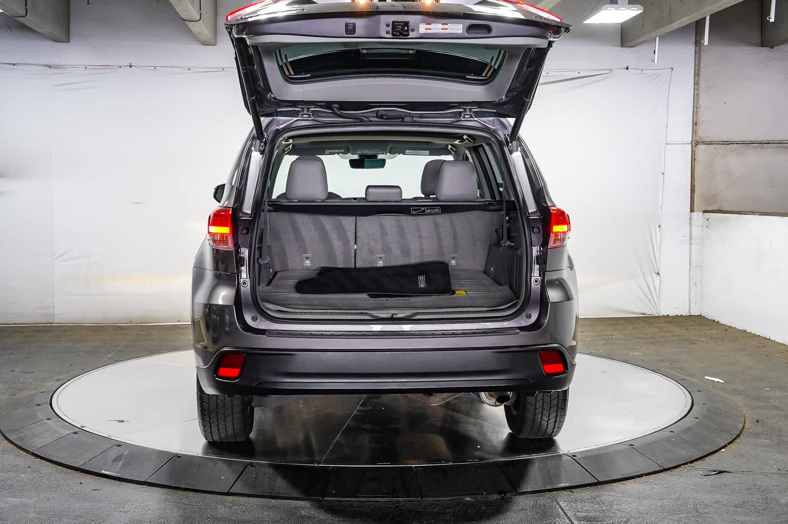 Toyota Highlander XLE 2019