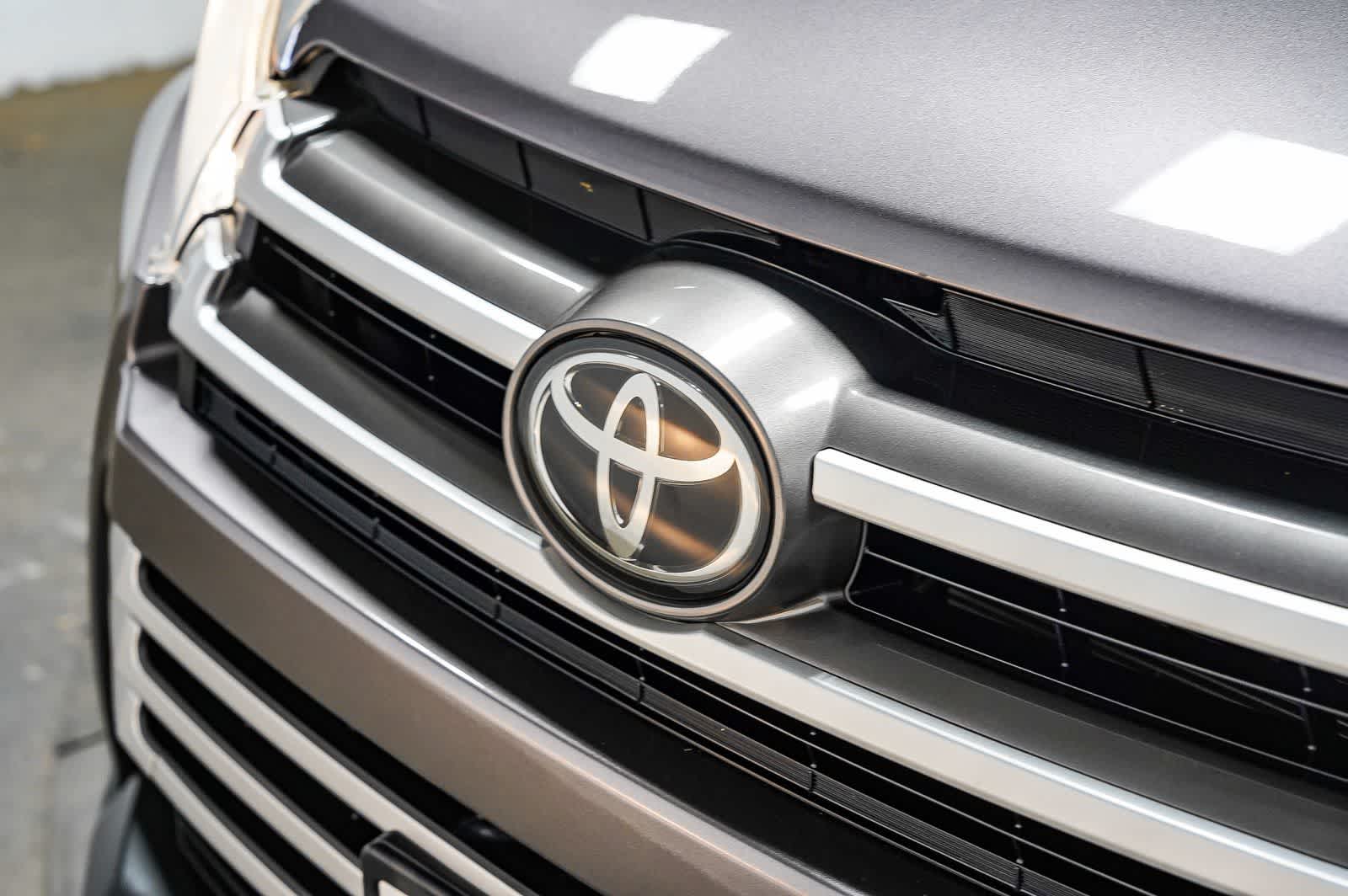 Toyota Highlander XLE 2019