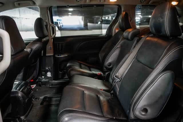 Toyota Sienna SE 2020