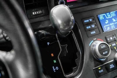 Toyota Sienna SE 2020