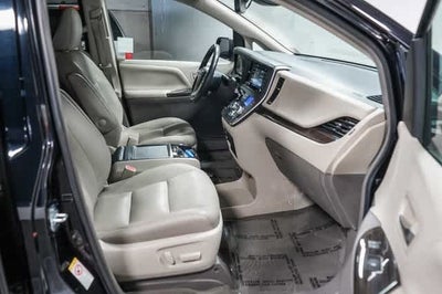 Toyota Sienna XLE 2019