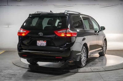 Toyota Sienna XLE 2019
